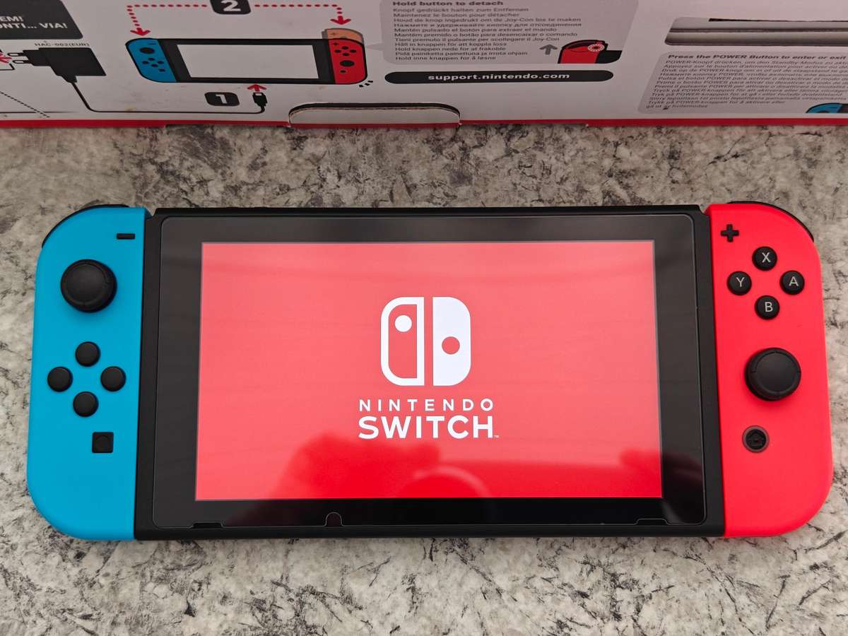 Nintendo Switch V2 Neon Blue/Neon Red Console Boxed Great Condition!