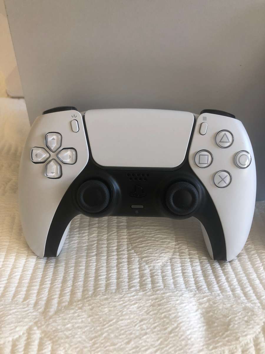 Playstation 5 Disc Edition Boxed With Horizon Forbidden West Great Condition!