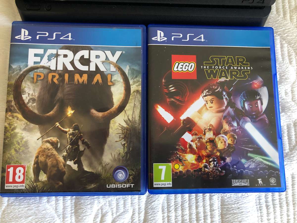 PS4 Slim 500GB With 2 Controllers & 2 Games Great Condition!