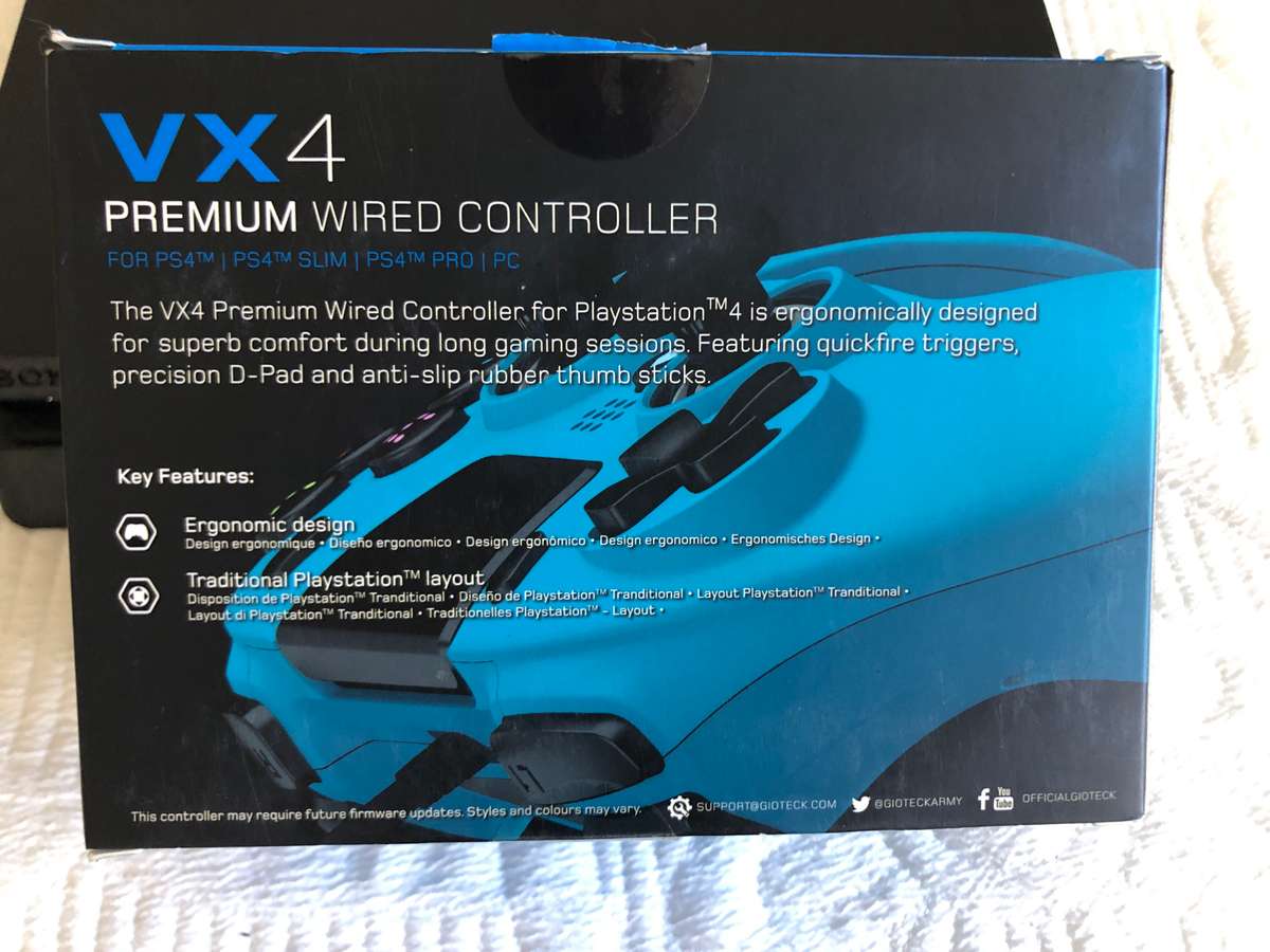 PS4 Slim 500GB With 2 Controllers & 2 Games Great Condition!