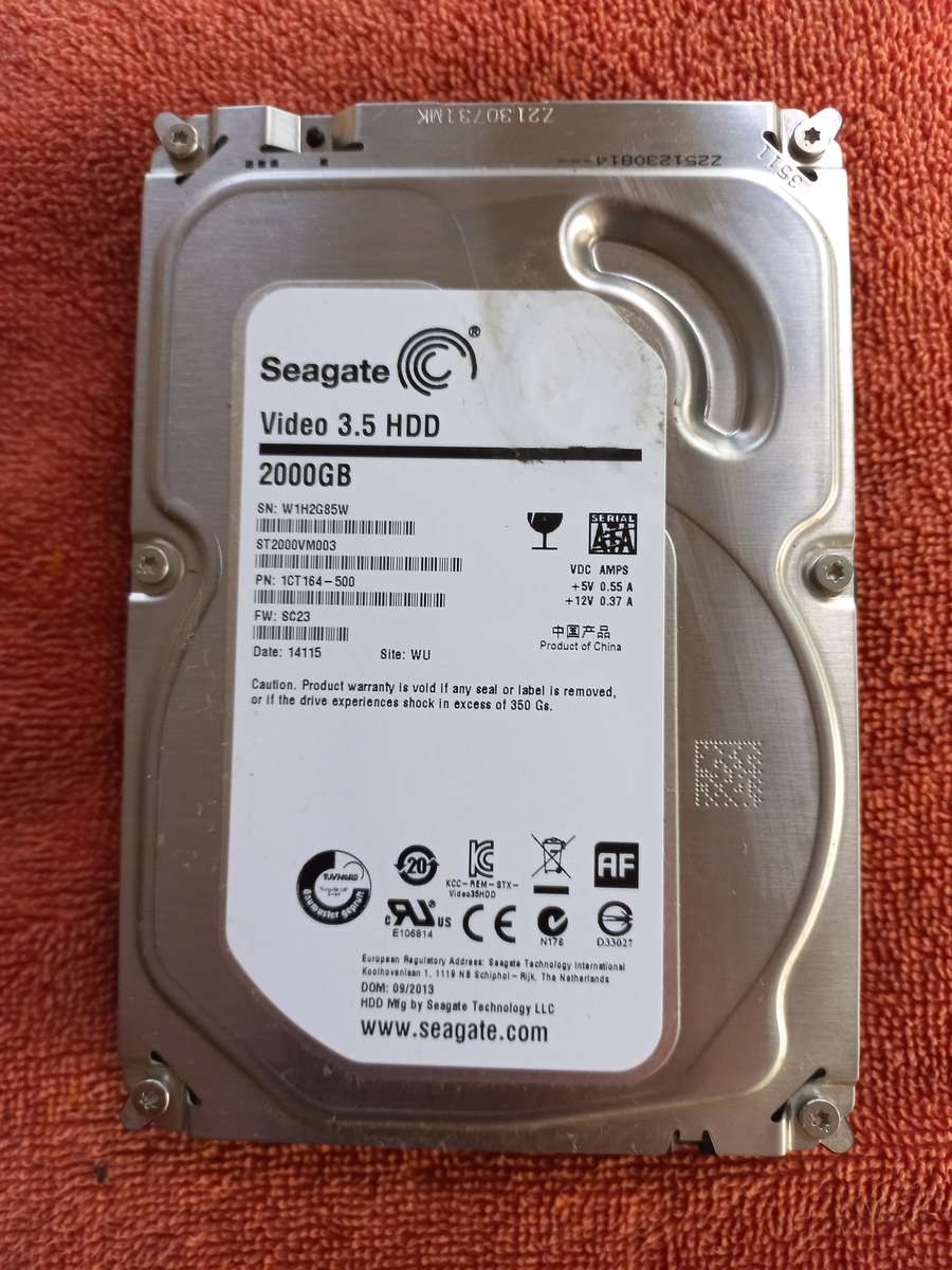 2tb (2000gig) 3.5" sata hard drive - 100% heath & Performance -no bad sectors