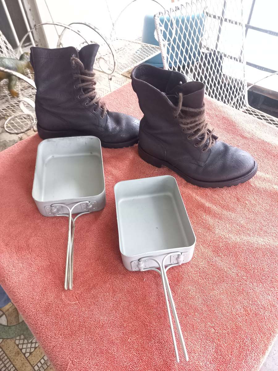 Army boots size 8 and 2 dixies