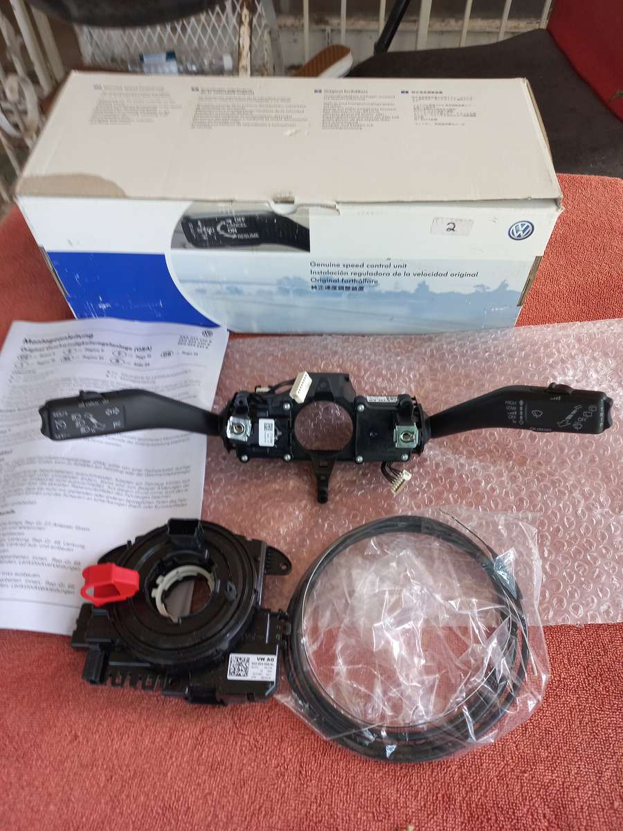 Cruise control, wiper, indicator module Volkswagen Eos, Jetta, Scirocco, Tiguan, Touran 5K0054690E