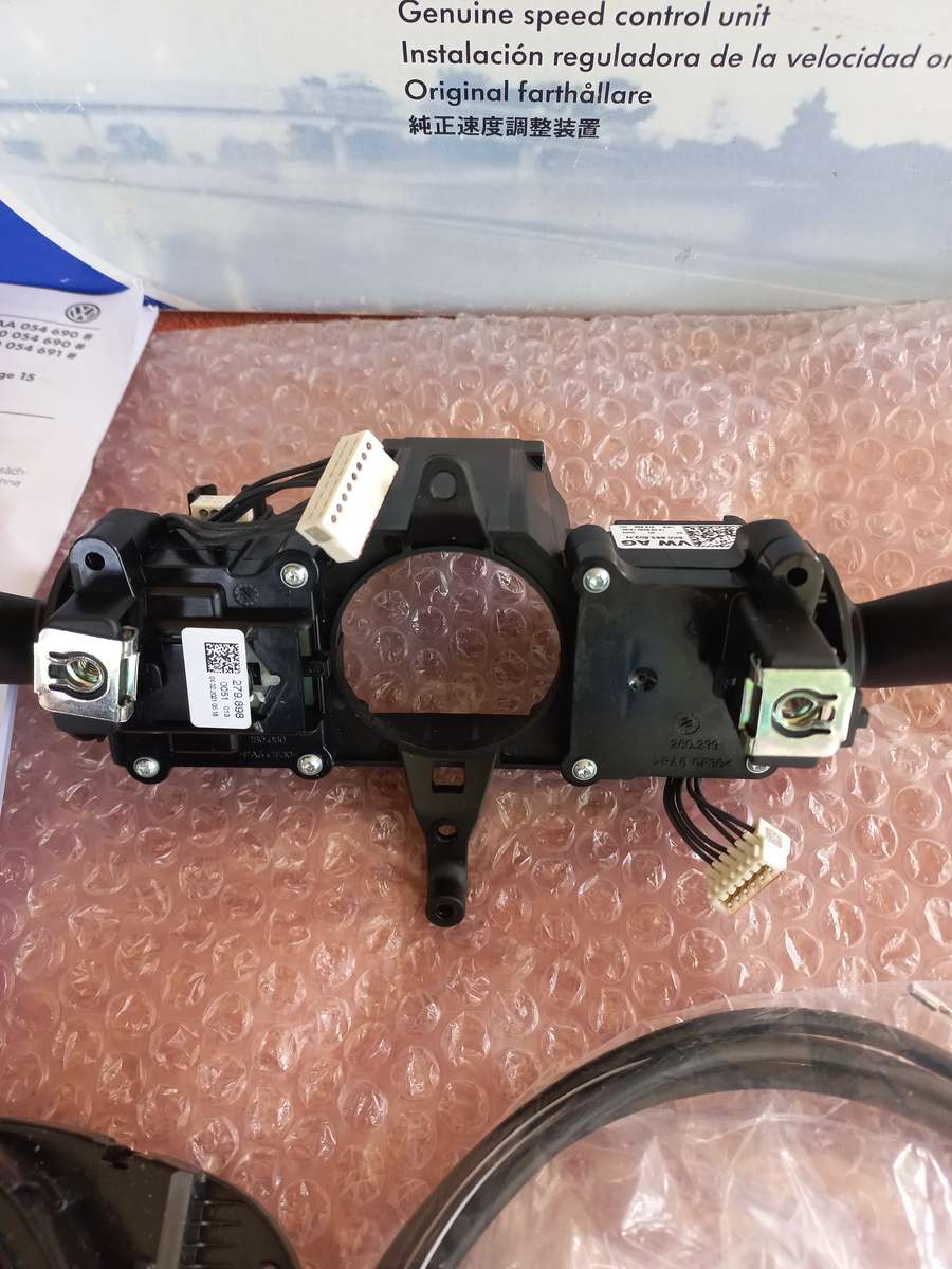 Cruise control, wiper, indicator module Volkswagen Eos, Jetta, Scirocco, Tiguan, Touran 5K0054690E