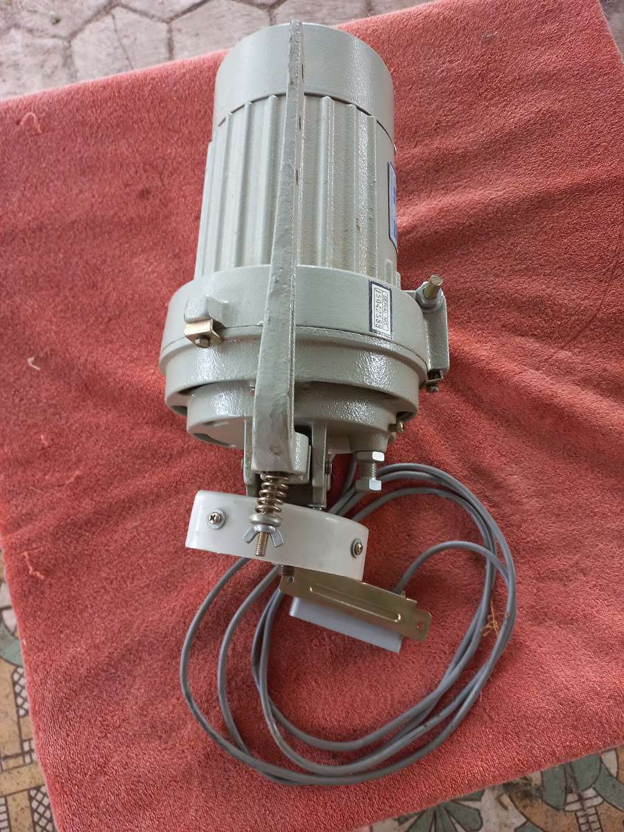 Industrial sewing machine clutch motor with start and stop 220v DOL 12L 0.4kw 1400rpm