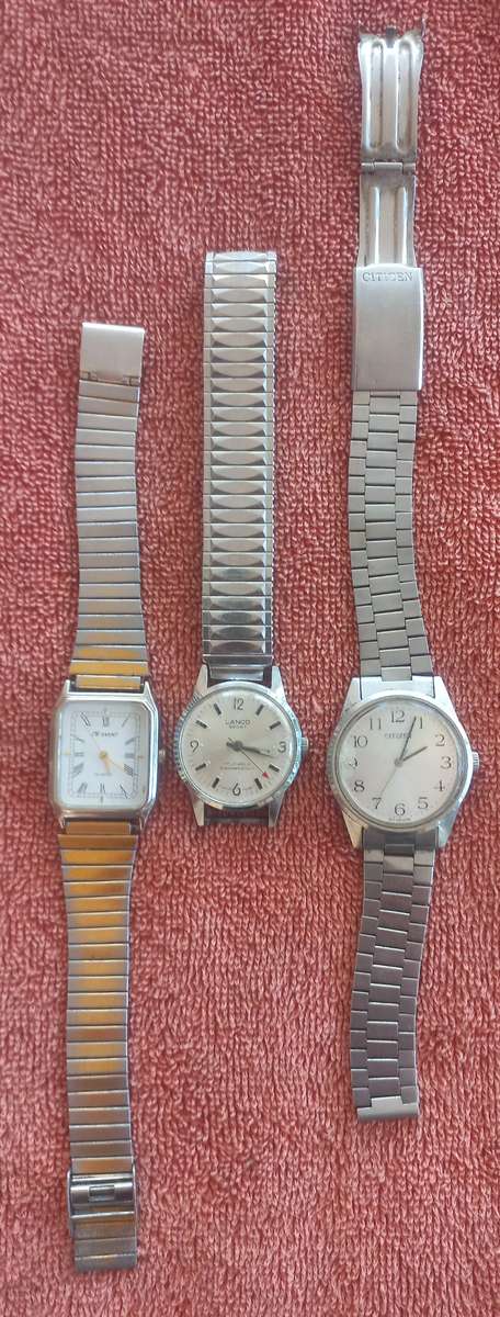 Lot watches X3- Lanco sport 12935 , Citizen 4-038622SMK 53-0018 71202781 - read description