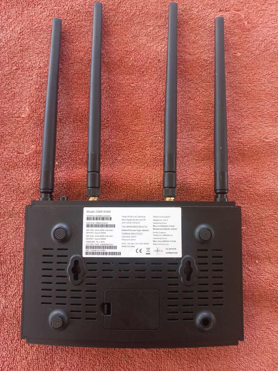Sim card modem/router, wifi 2.4ghz & 5.8ghz - OPEN TO ALL CELL NETWORKS - D-Link-956M