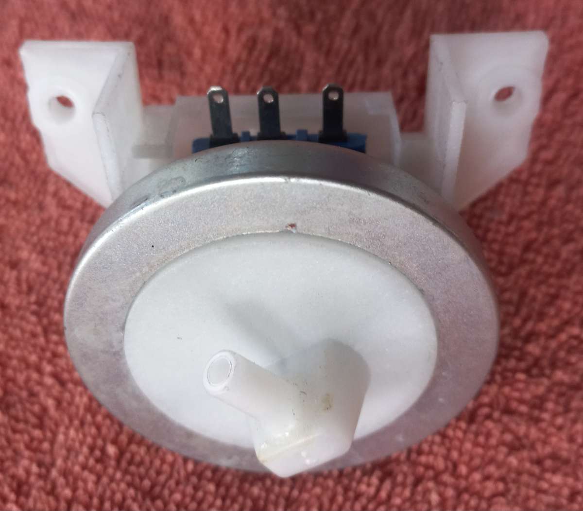 Hisense top loader washing machine water level pressure sensor switch WTY1802T, WTQ1602S, XQB45-09