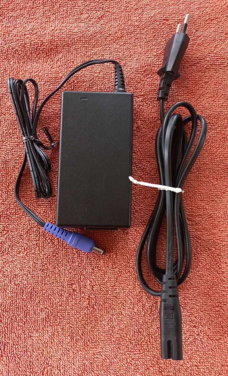 DSTV decoder power supply 12vdc 3.33 amp, explora, HD PVR & other models- see description