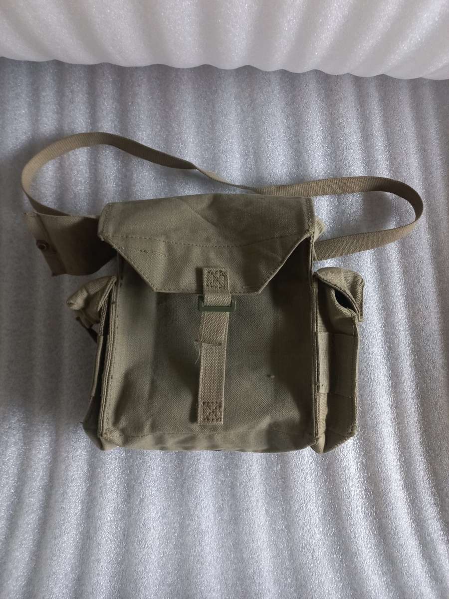 SADF kidney pouch webbing Pat 61/64 part of Pat 73 - ammo, utility, field gear