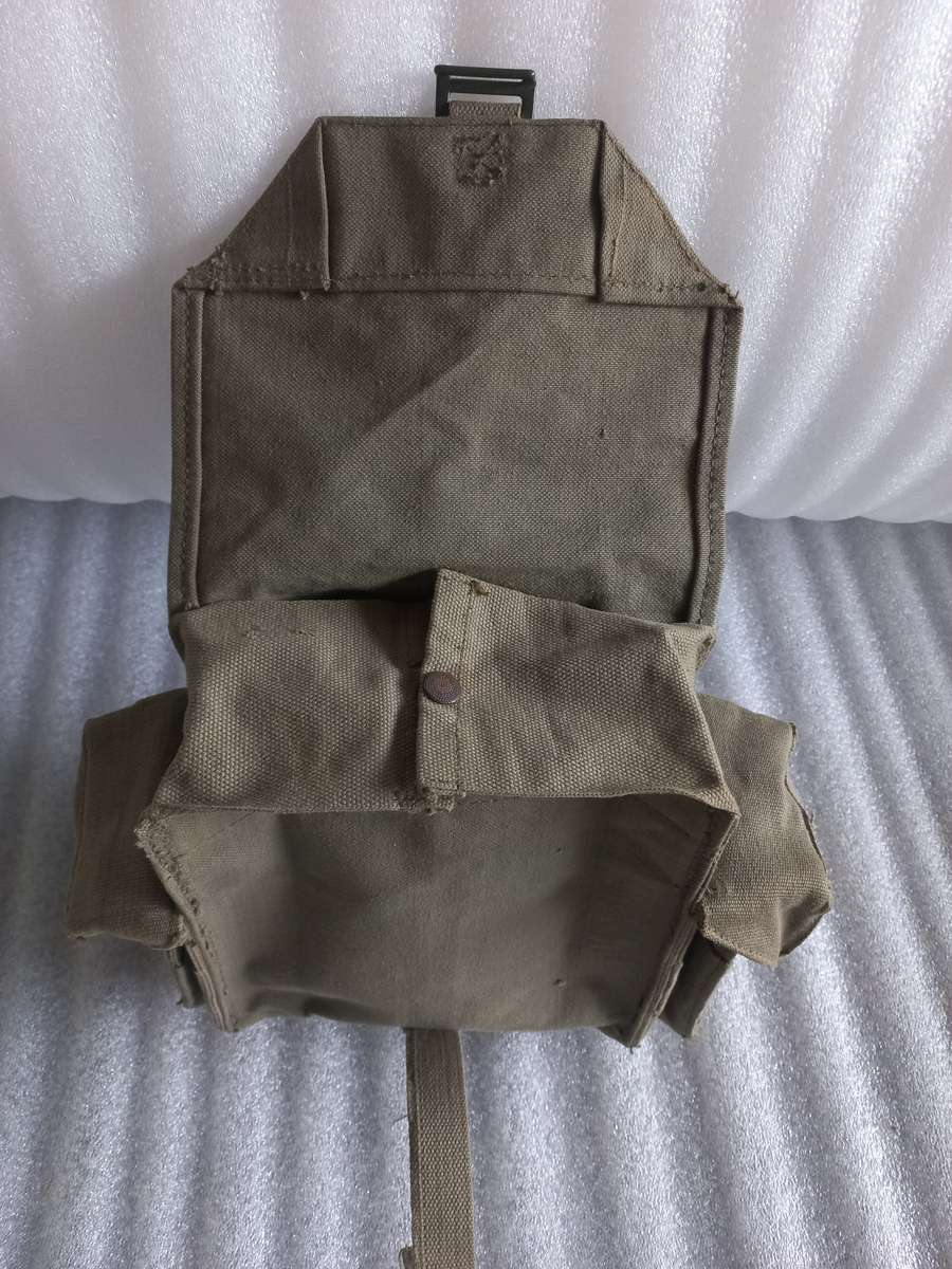 SADF kidney pouch webbing Pat 61/64 part of Pat 73 - ammo, utility, field gear