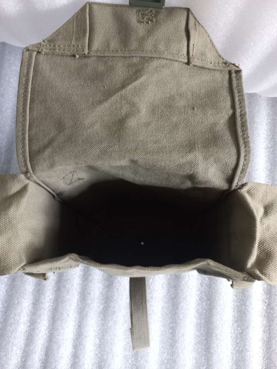 SADF kidney pouch webbing Pat 61/64 part of Pat 73 - ammo, utility, field gear