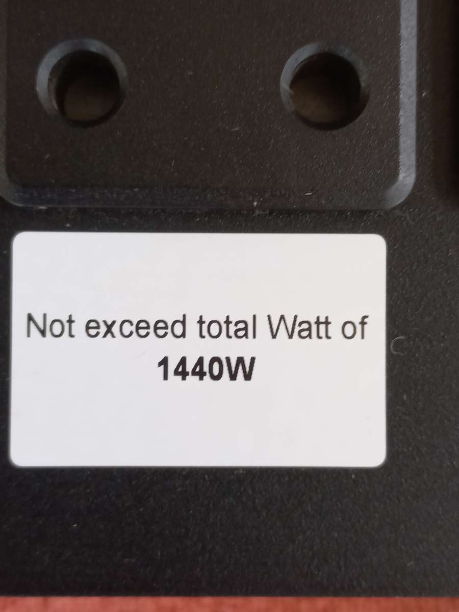 Mecer Lobo 2400VA 1440W 24V Inverter & charger - 2x 12v Batteries Required