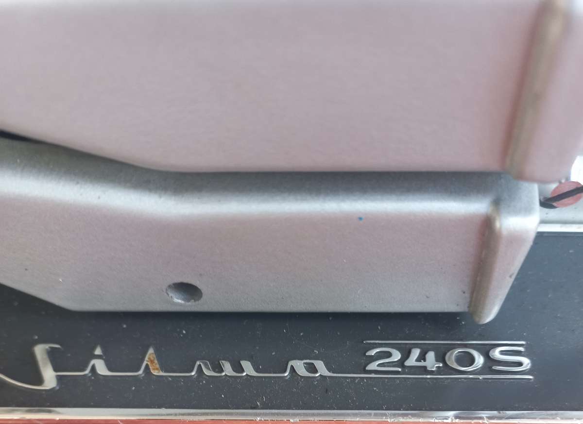 Vintage 8mm film projector Silma 240S - see photos & description