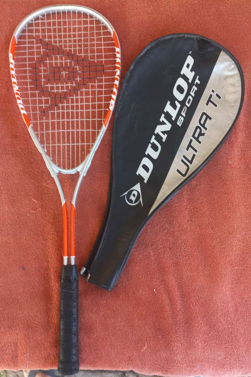 Lot of tennis & squash rackets - 1 bid for all - see photos