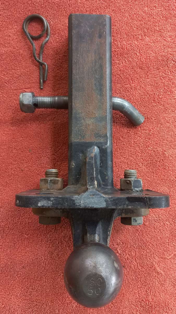 Towbar hitch insert - square 50mm x 50mm