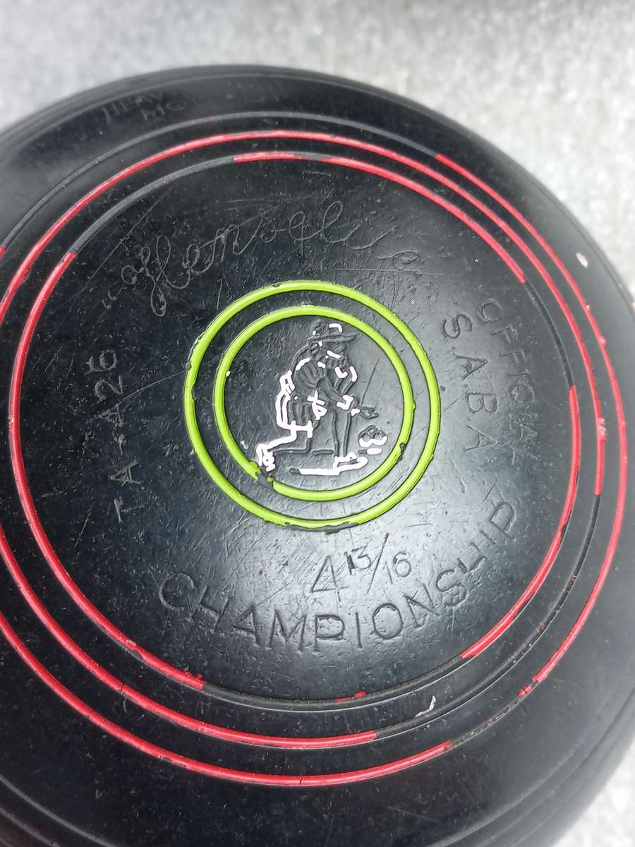 Bowls / Rolbal balls x4 Henselite Lawn Bowls Super Grip size 4 15/16 Official S.A.B.A Heavy weight