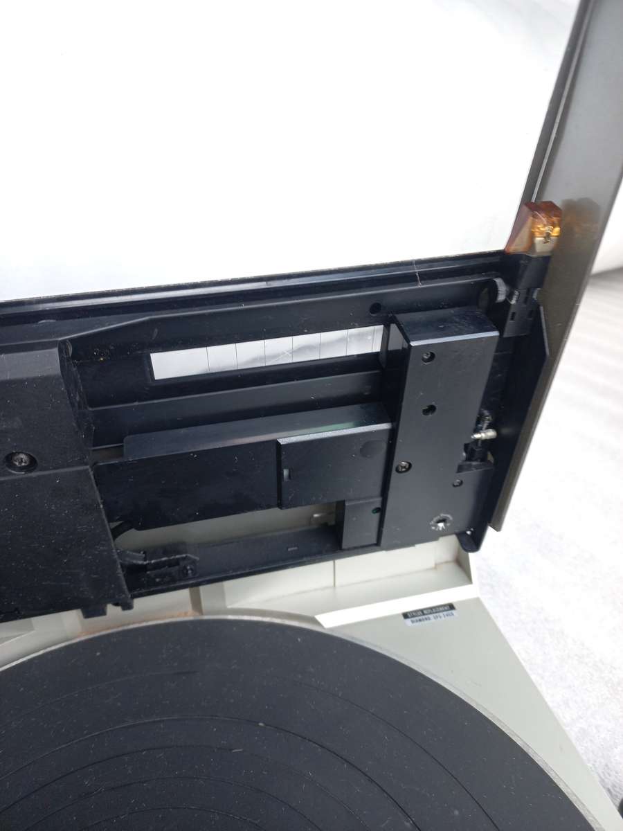 Technics SL-5 Direct drive Automatic Turntable system ( needs Needle ) see photos & description