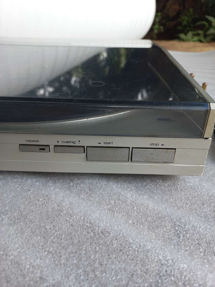 Technics SL-5 Direct drive Automatic Turntable system ( needs Needle ) see photos & description