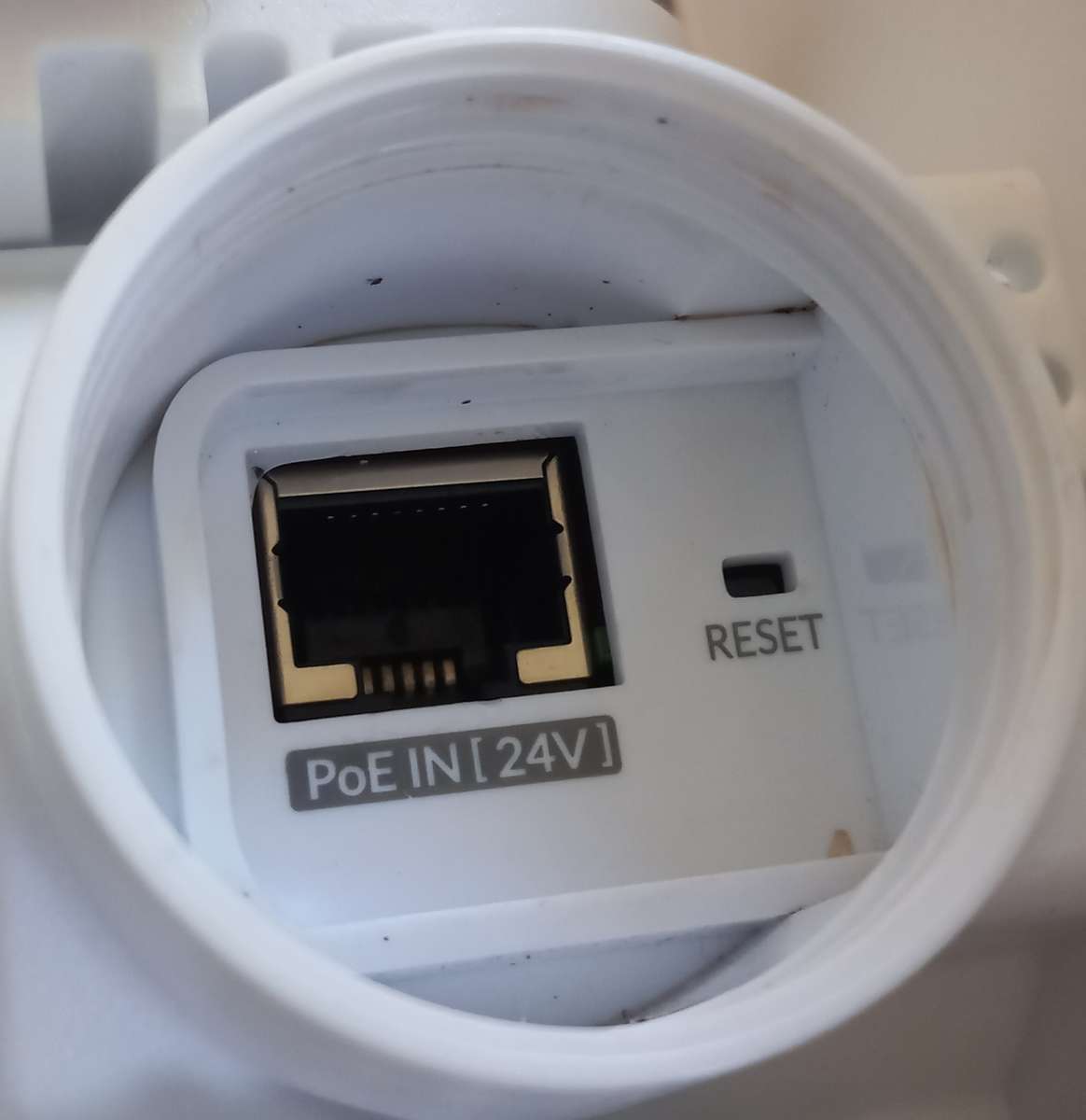 Ubiquiti 5GHz AirMAX LiteBeam AC CPE & Duel band wifi access point