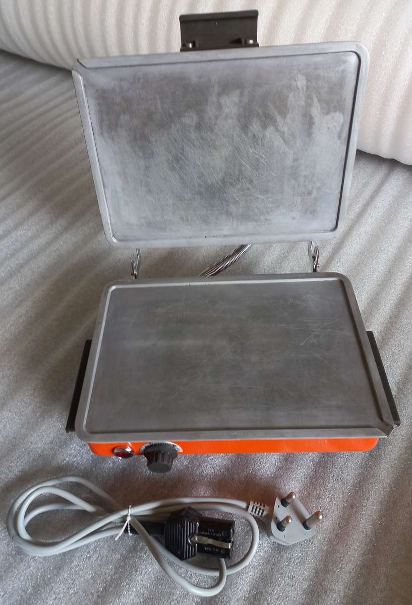 Sandwich press toaster - 4x sandwiches at a time - Pineware