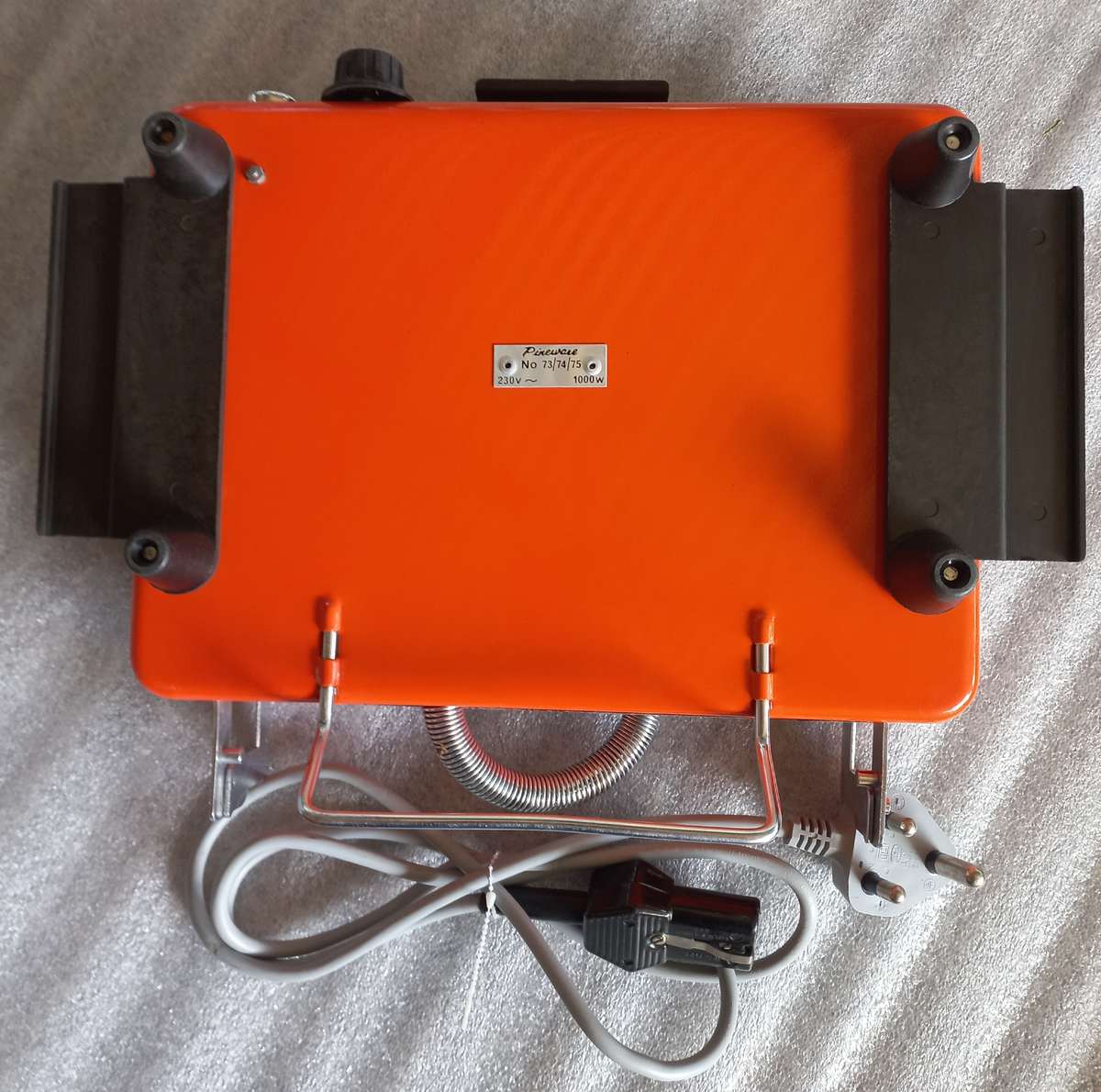 Sandwich press toaster - 4x sandwiches at a time - Pineware