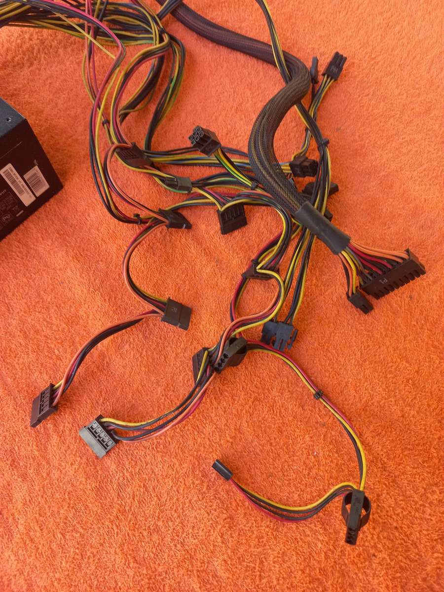 850w computer power supply - working order - see photos
