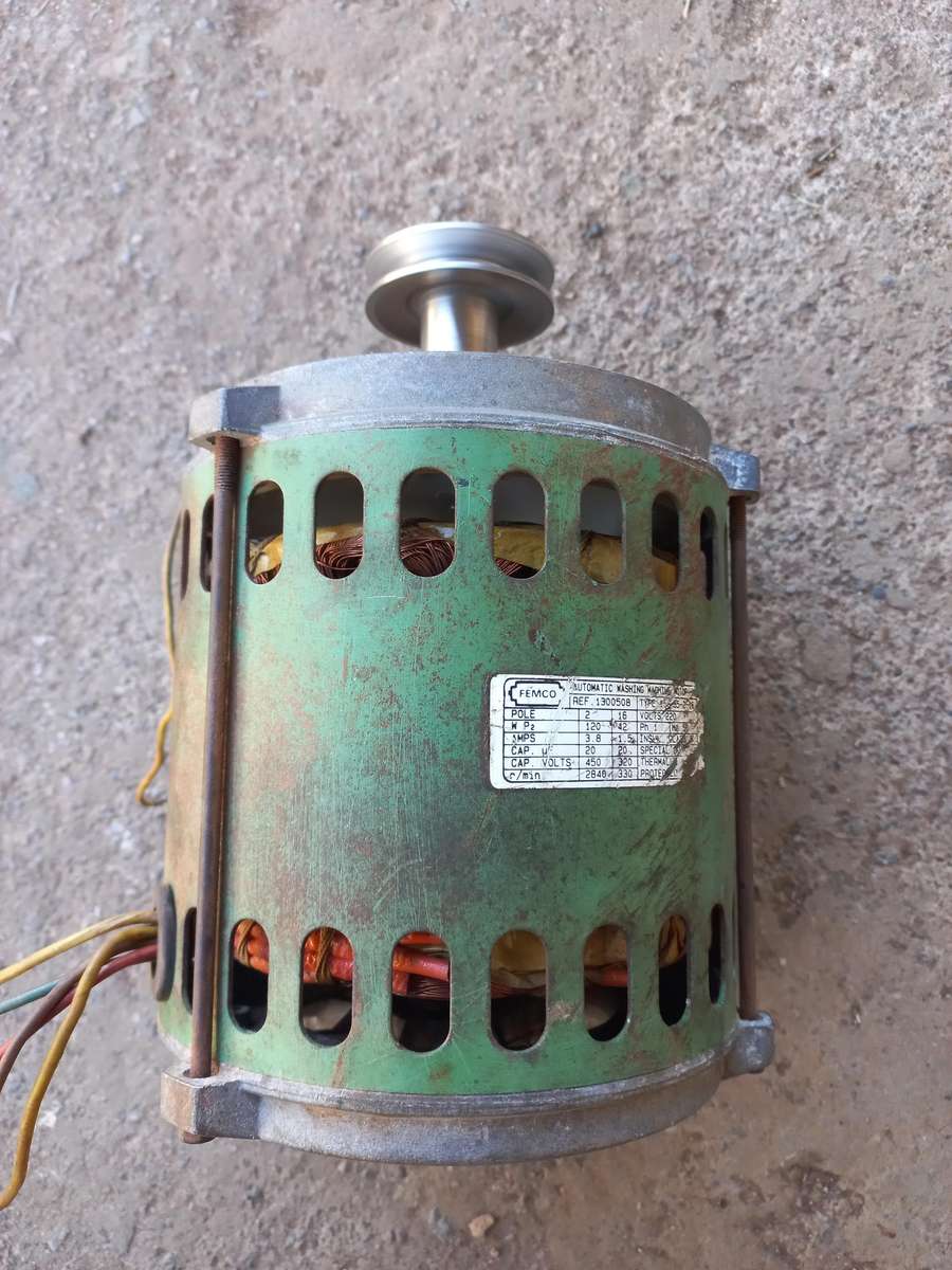 Electric motor 220v - 2 speed, foward & reverse capable - working order - see description & photos