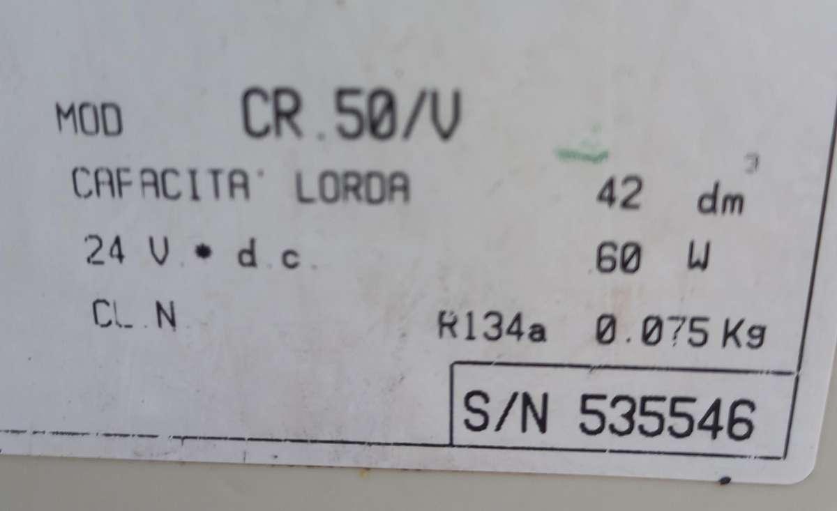 24vdc fridge with small freezer compartment - see photos & description