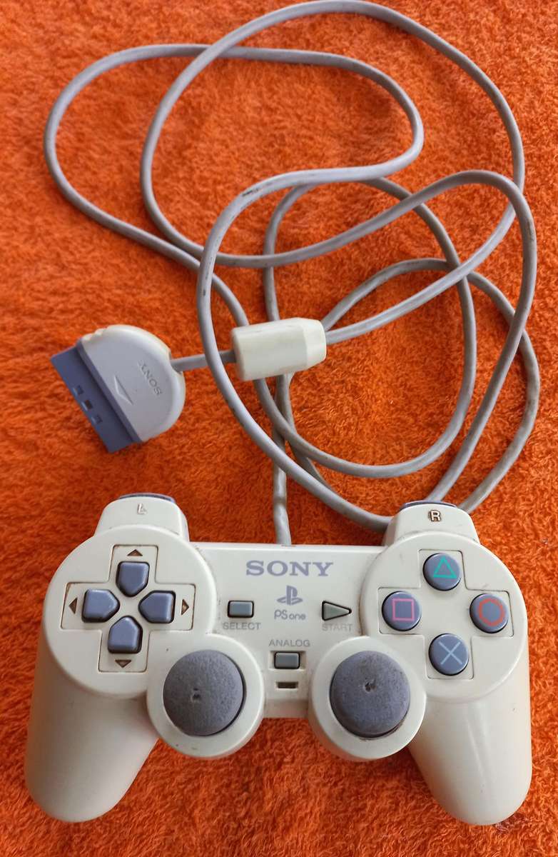 Original Sony Playstation 1 controller PS1