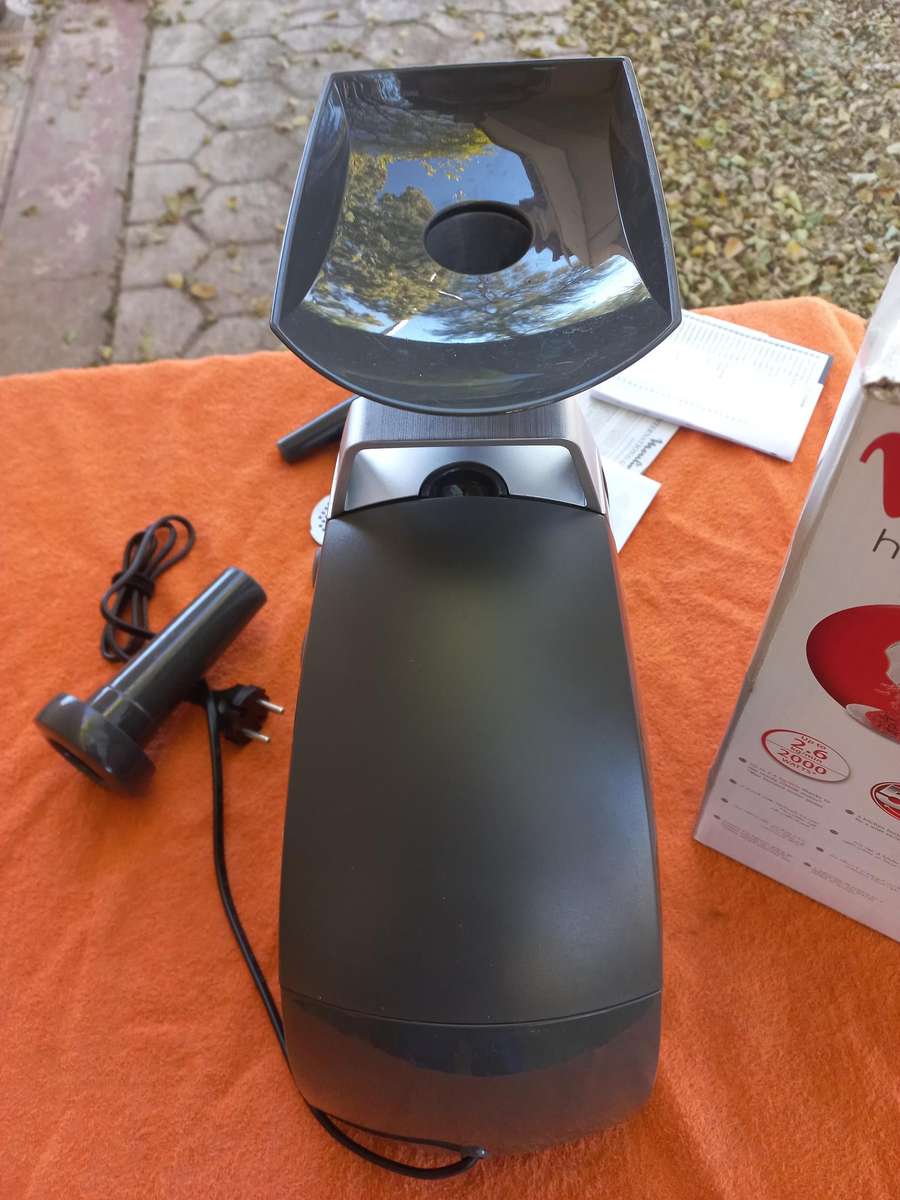 Moulinex Meat Mincer Hv8 - 2000W, 2.6 Kg/Min - ME682832