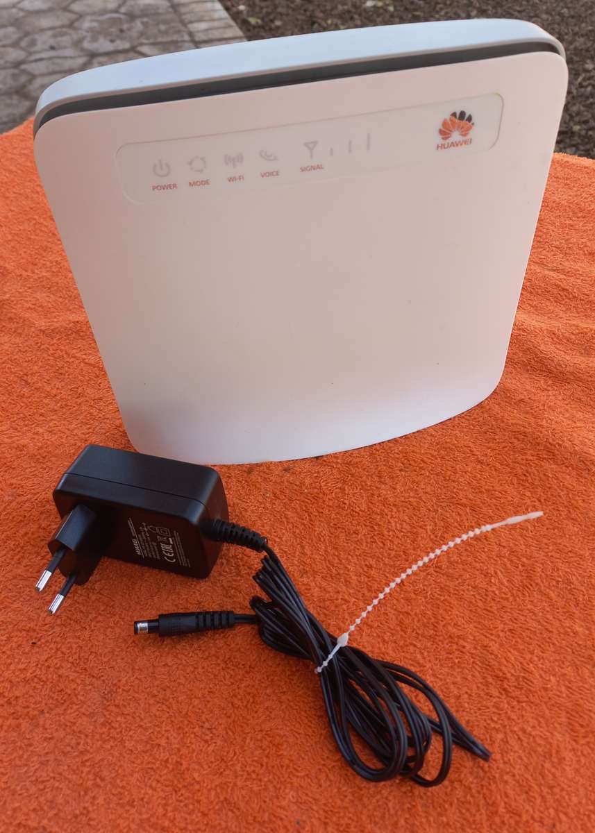 Open to all Networks - Sim modem/wifi router - Huawei E5186 4G Cat6 802.11ac LTE CPE