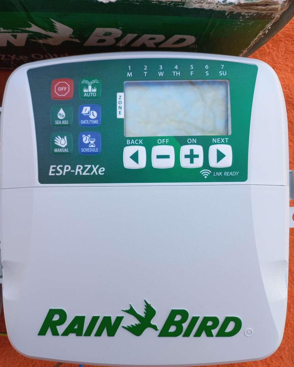 Irigation watering controller - Rain Bird 4 station outdoor controller (Box damage/Display stock)