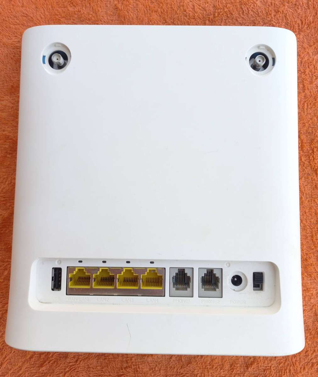 Open to all Networks - Sim modem/wifi router - ZTE MF286C Duel band wifi 2.4ghz & 5ghz