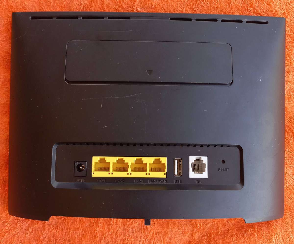 Open to all Networks - Sim modem/wifi router -  Huawei B525s-65a - 2.4ghz & 5ghz wifi