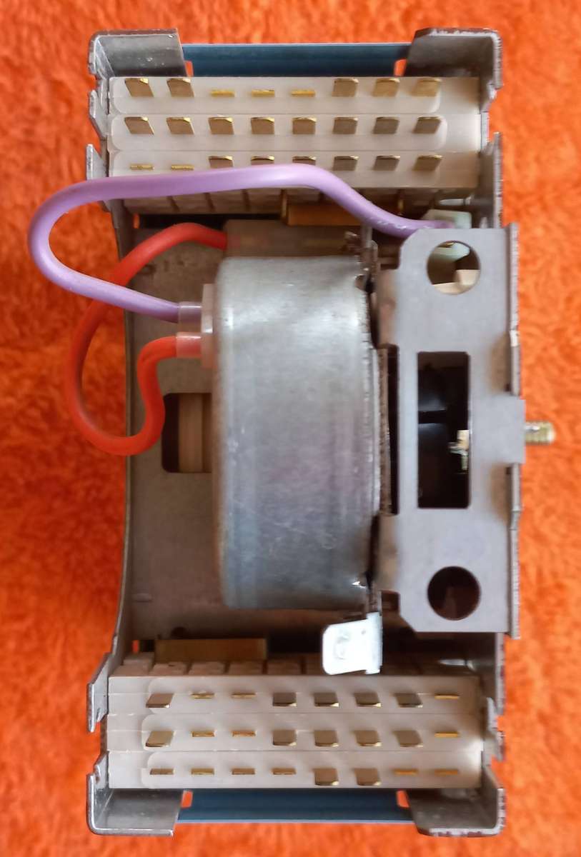 Speed Queen Washing Machine Timer & knob- RSPC no.: 37995 , Fits models: RWM274 & LWS11A