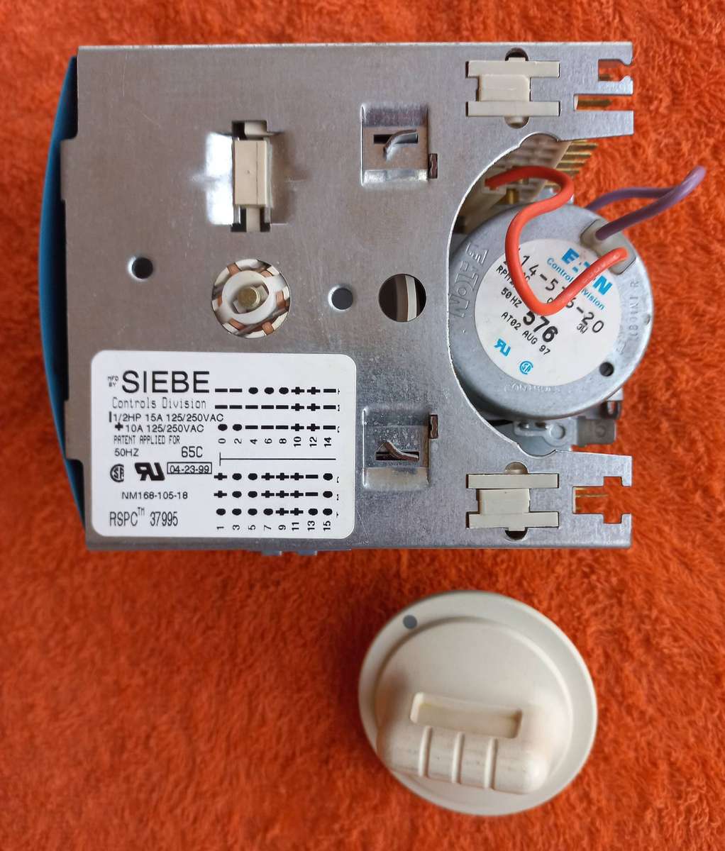 Speed Queen Washing Machine Timer & knob- RSPC no.: 37995 , Fits models: RWM274 & LWS11A