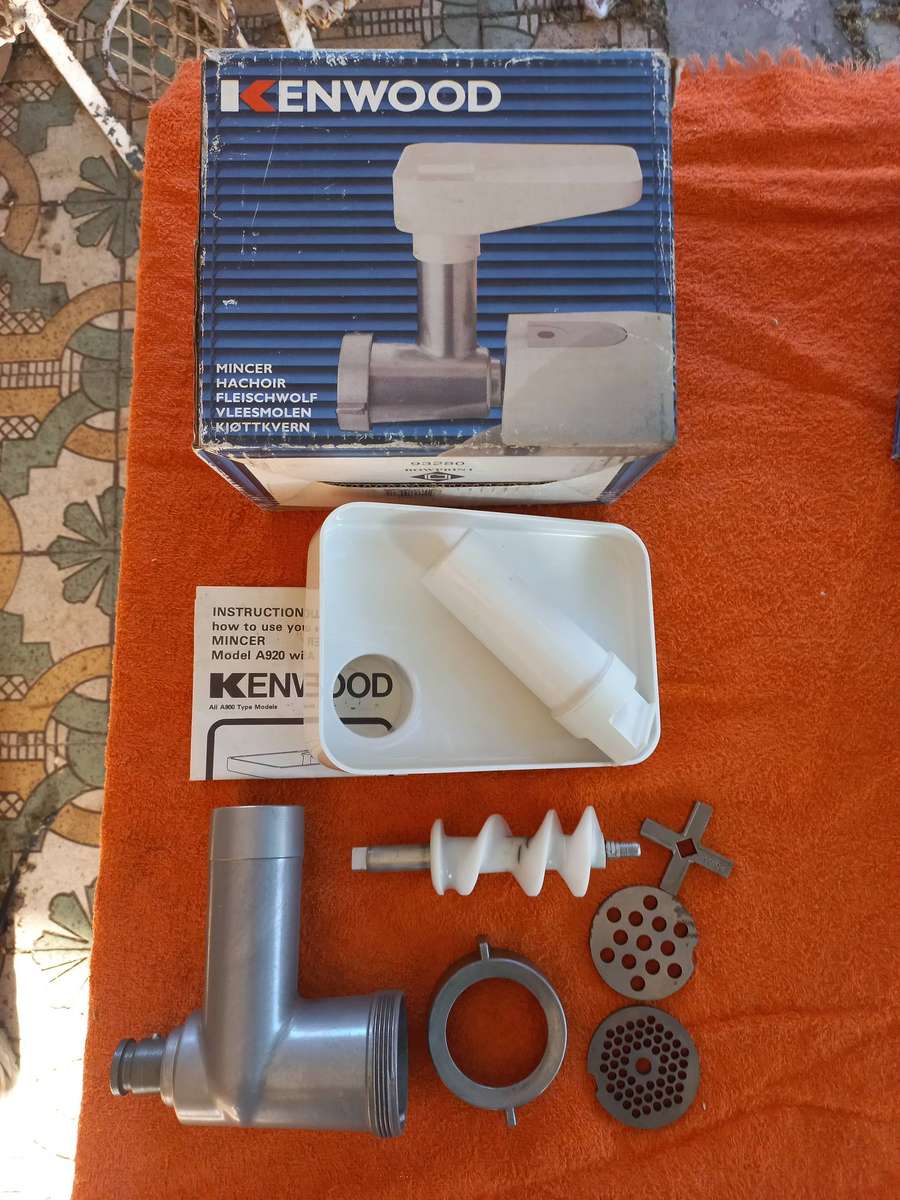 Kenwood mixer mincer attachment - Fit all A900 models