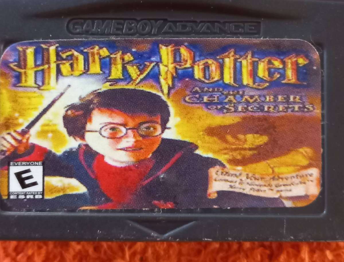 Nintendo Game Boy Advance Console, Carry Bag & 12 Games AGB-001