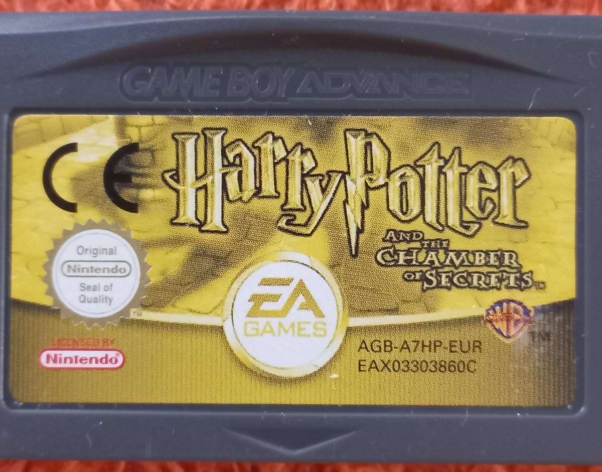 Nintendo Game Boy Advance Console, Carry Bag & 12 Games AGB-001