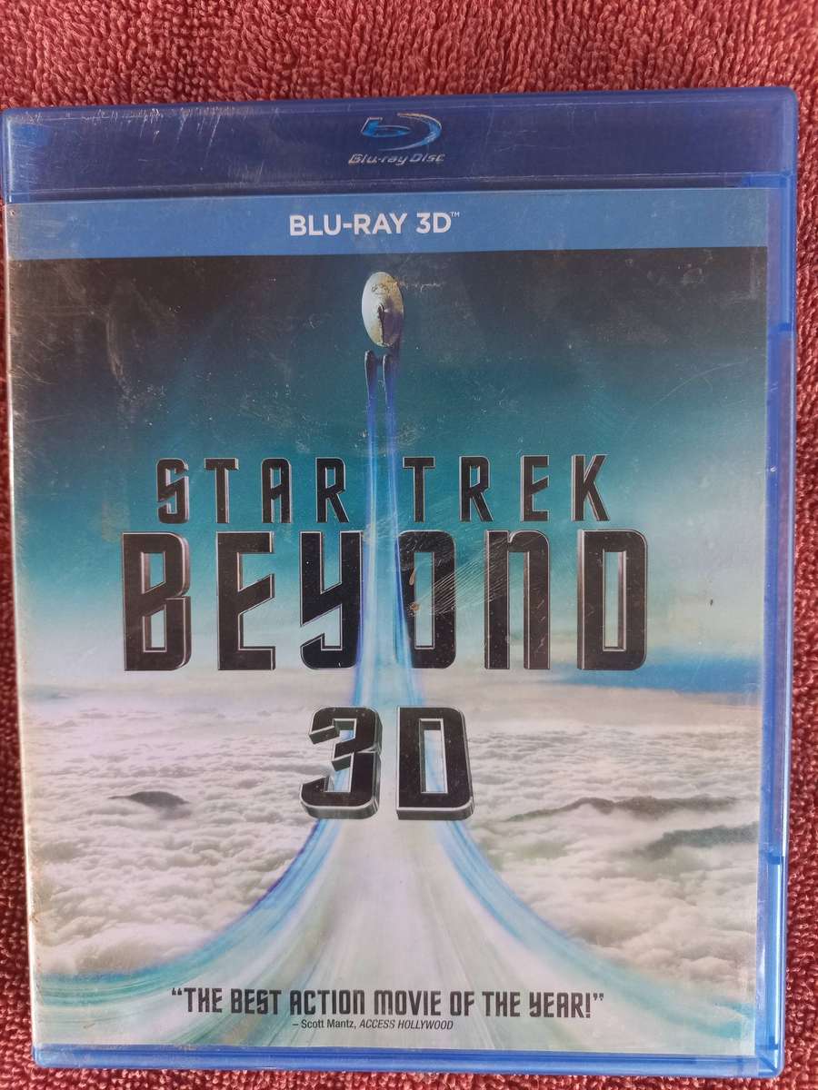 Sony 3D Blu-ray Player with 8 movies, BDP-S4100