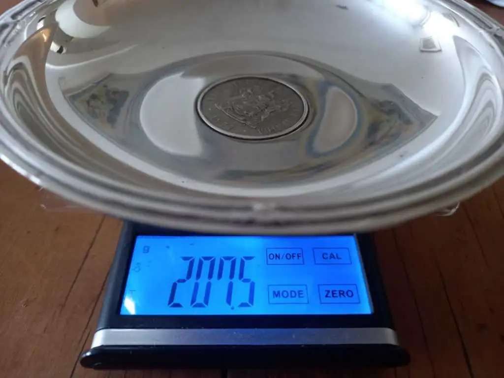 S.A. Mint Fine 99.9% Silver Dish 195.5 grms with R1 Coin Insert 1977 12gram  Total 207.5 grms