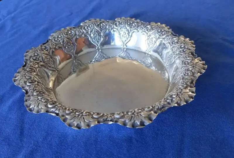 Solid Sterling Silver Dish Sheffield 1895 85.8 grams