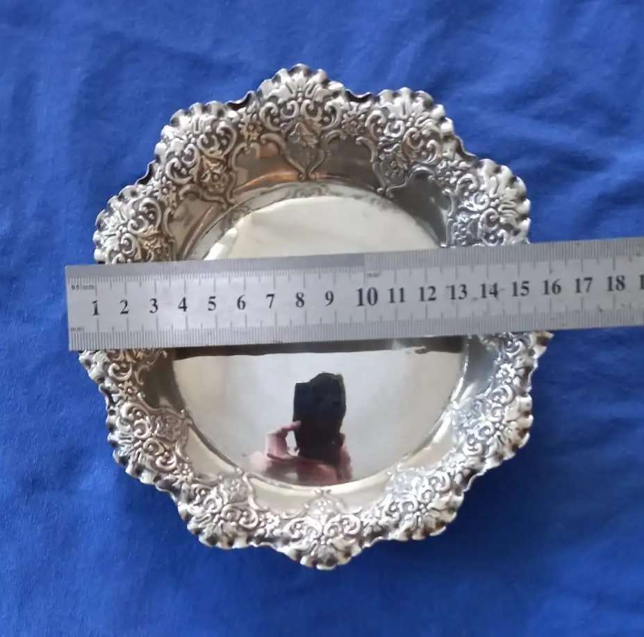 Solid Sterling Silver Dish Sheffield 1895 85.8 grams