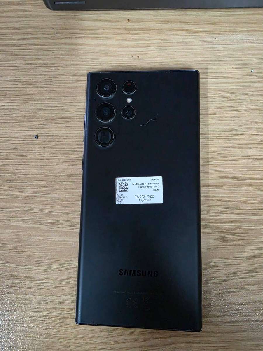 Samsung Galaxy s22 ultra 256gb dual sim