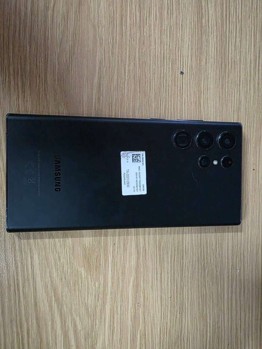 Samsung Galaxy s22 ultra 256gb dual sim