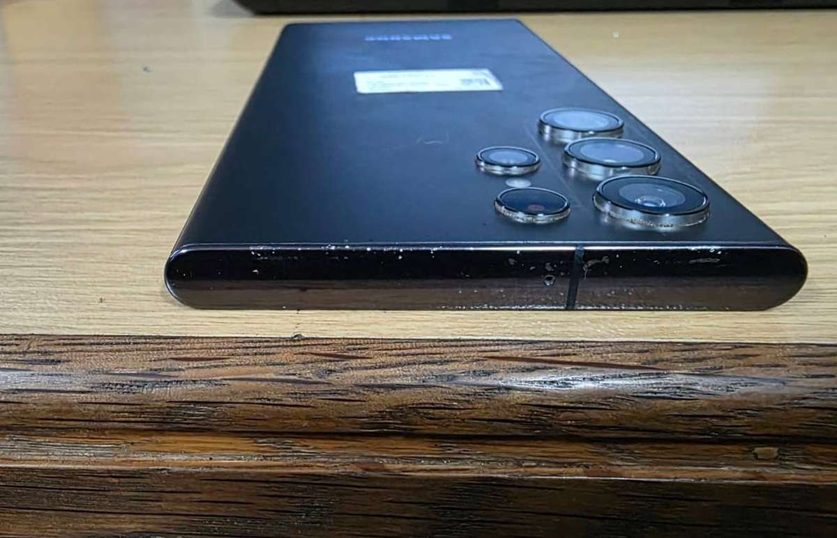 Samsung Galaxy s22 ultra 256gb dual sim