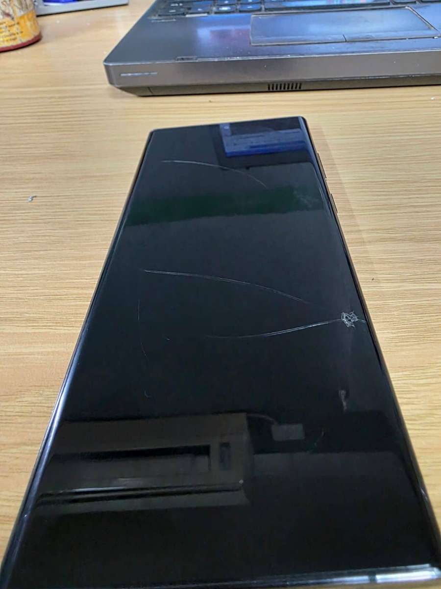 Samsung Galaxy s22 ultra 256gb dual sim