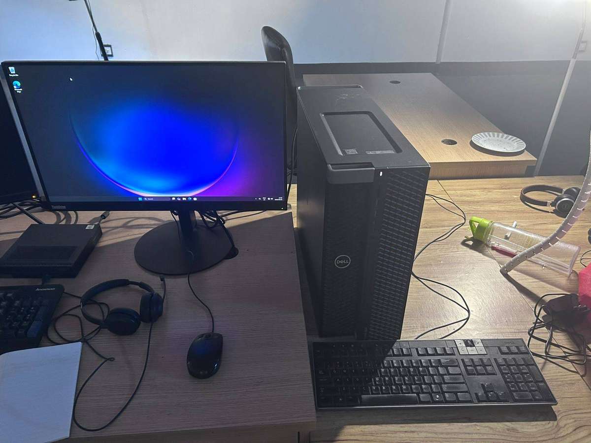Dell Precision 7820 Tower Workstation | Intel Xeon Bronze 3204 | 24GB RAM | NVIDIA GeForce RTX 2060