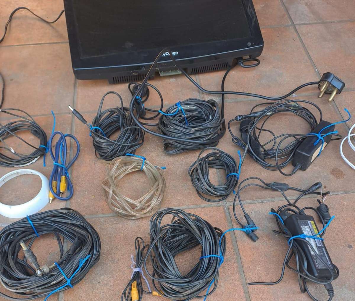 Surveillance Cameras Wires & Power supplies